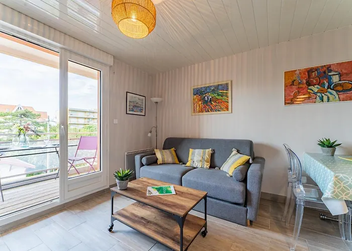 Apartment Le Mesnil - 200m Des Plages *